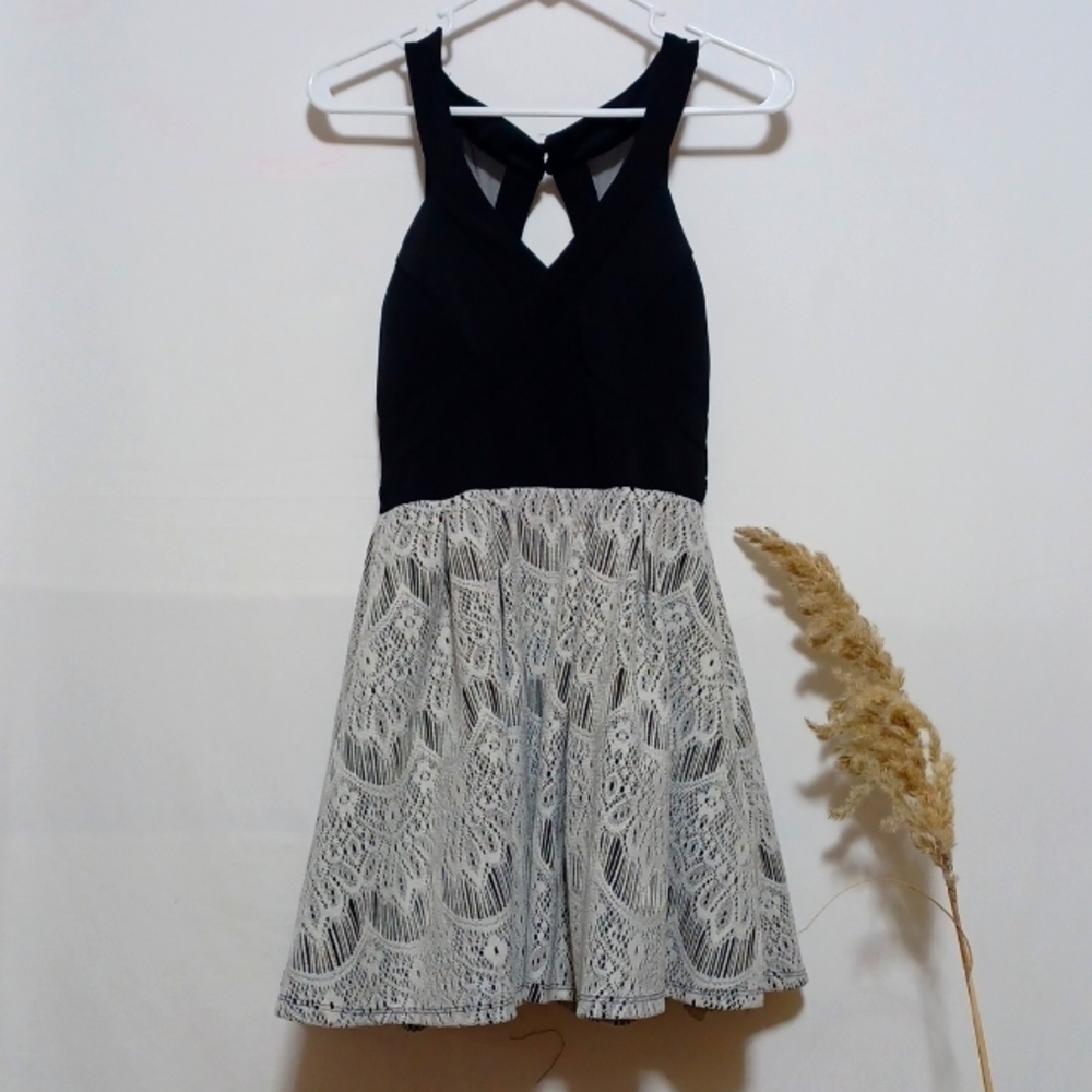 Crystal Doll ladies dress in a size 7